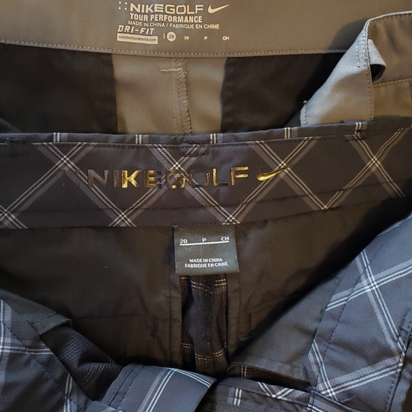 Shorts - Picture 2 of 3